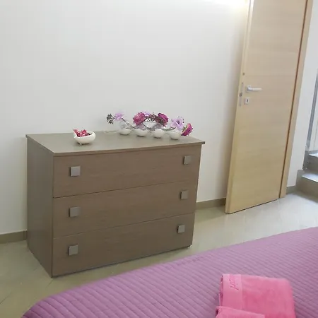 Casa Via Roma 公寓